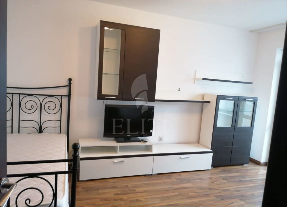 Apartament 2 camere în zona COMPLEX  DIANA-918944