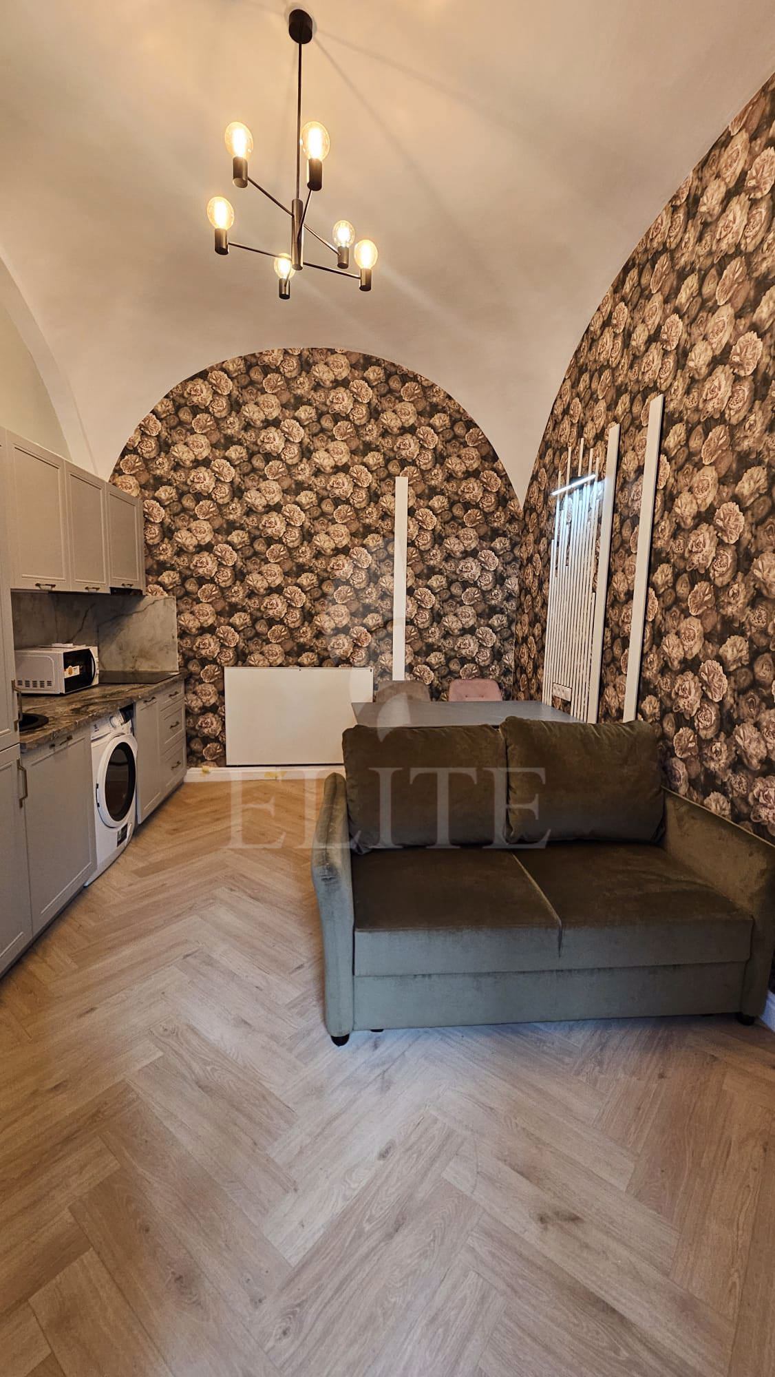 Apartament o camera în zona 21 Decembrie - Sora-1000031