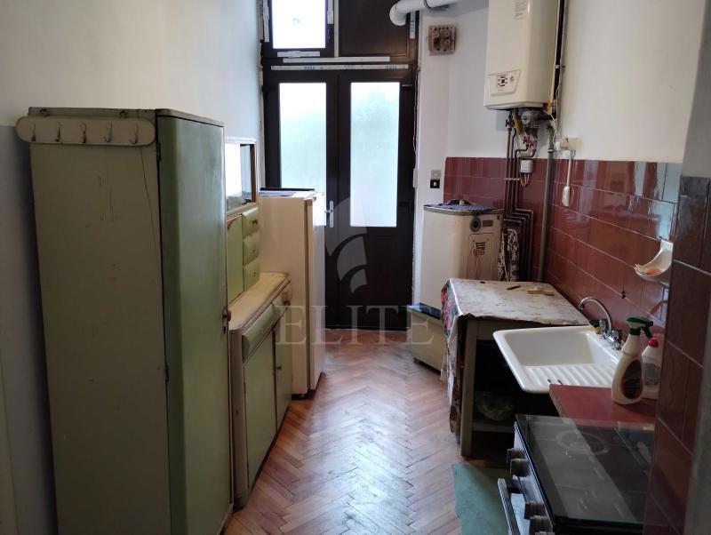 Apartament o camera în zona FACULTATEA DE DREPT-1000915