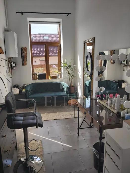 Apartament 3 camere în zona ULTRACENTRALA-1001547