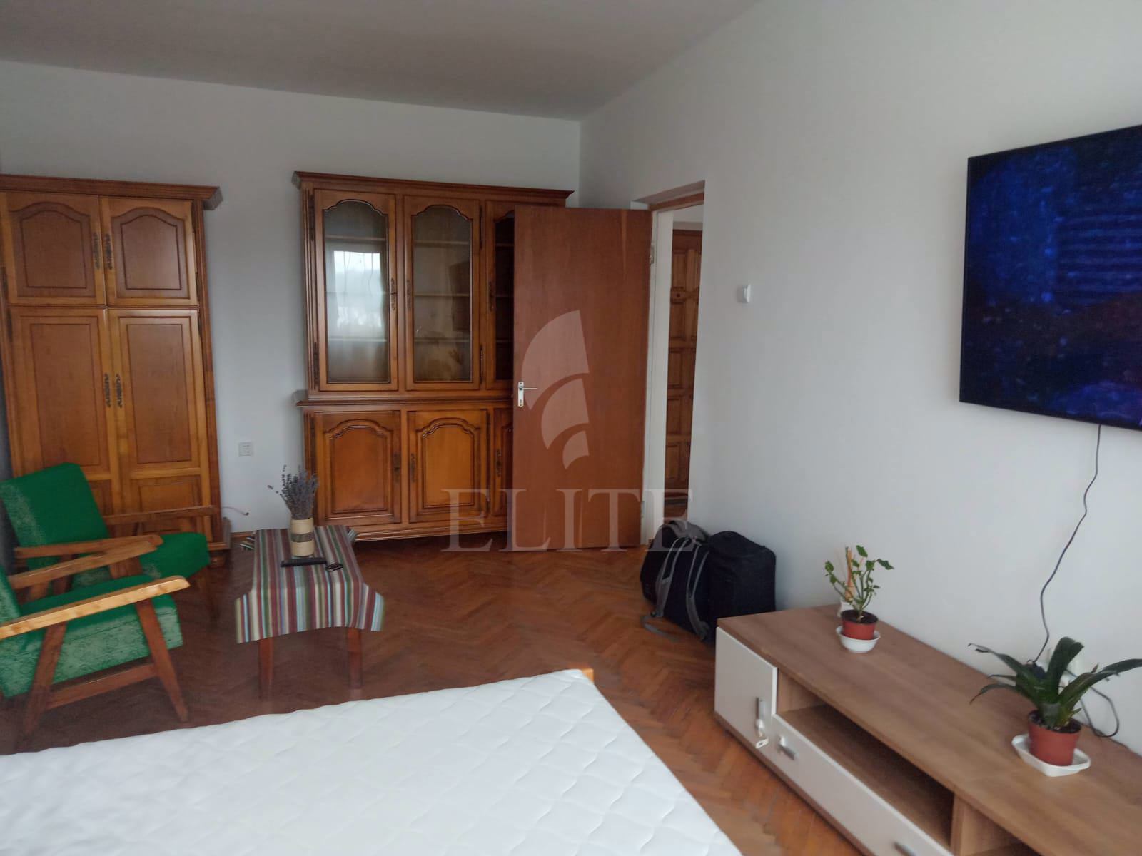 Apartament o camera în zona GRUIA-1004190