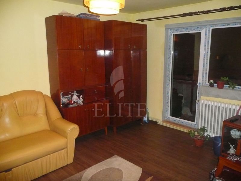 Apartament 3 camere în zona CALEA FLORESTI-1008961