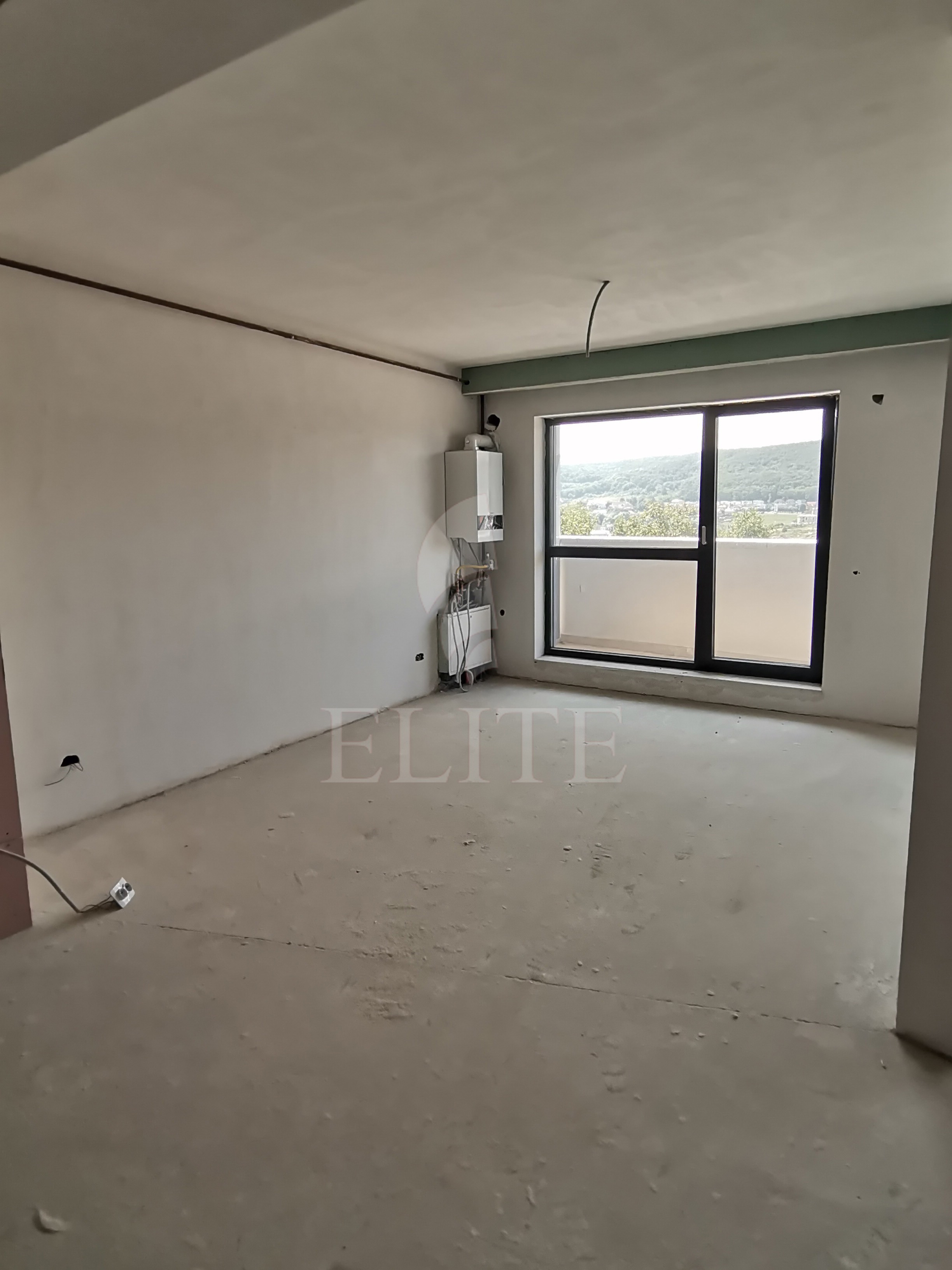 Apartament 2 camere în zona ZORILOR-1009359