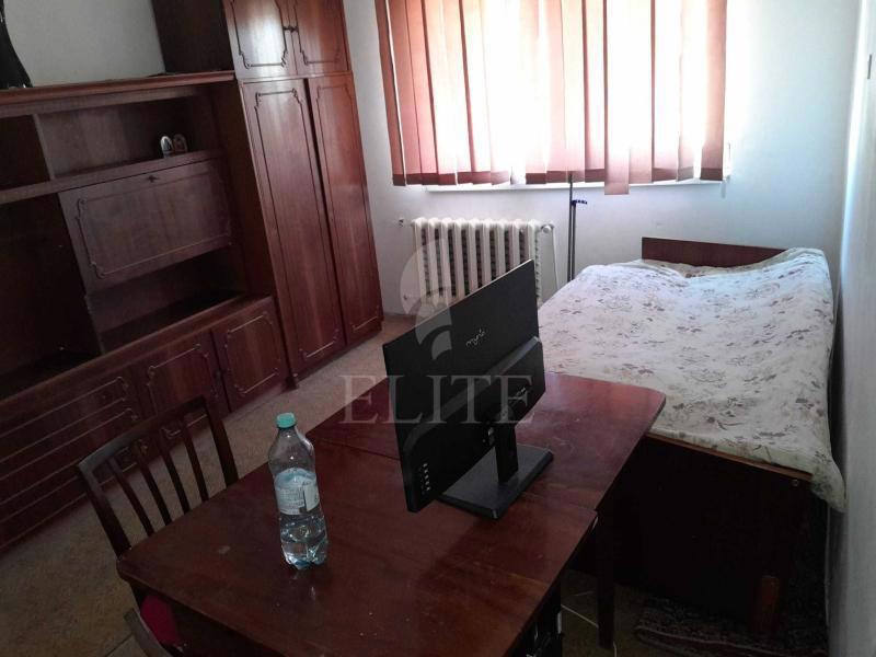 Apartament 2 camere în zona ION ANTONESCU-1009663