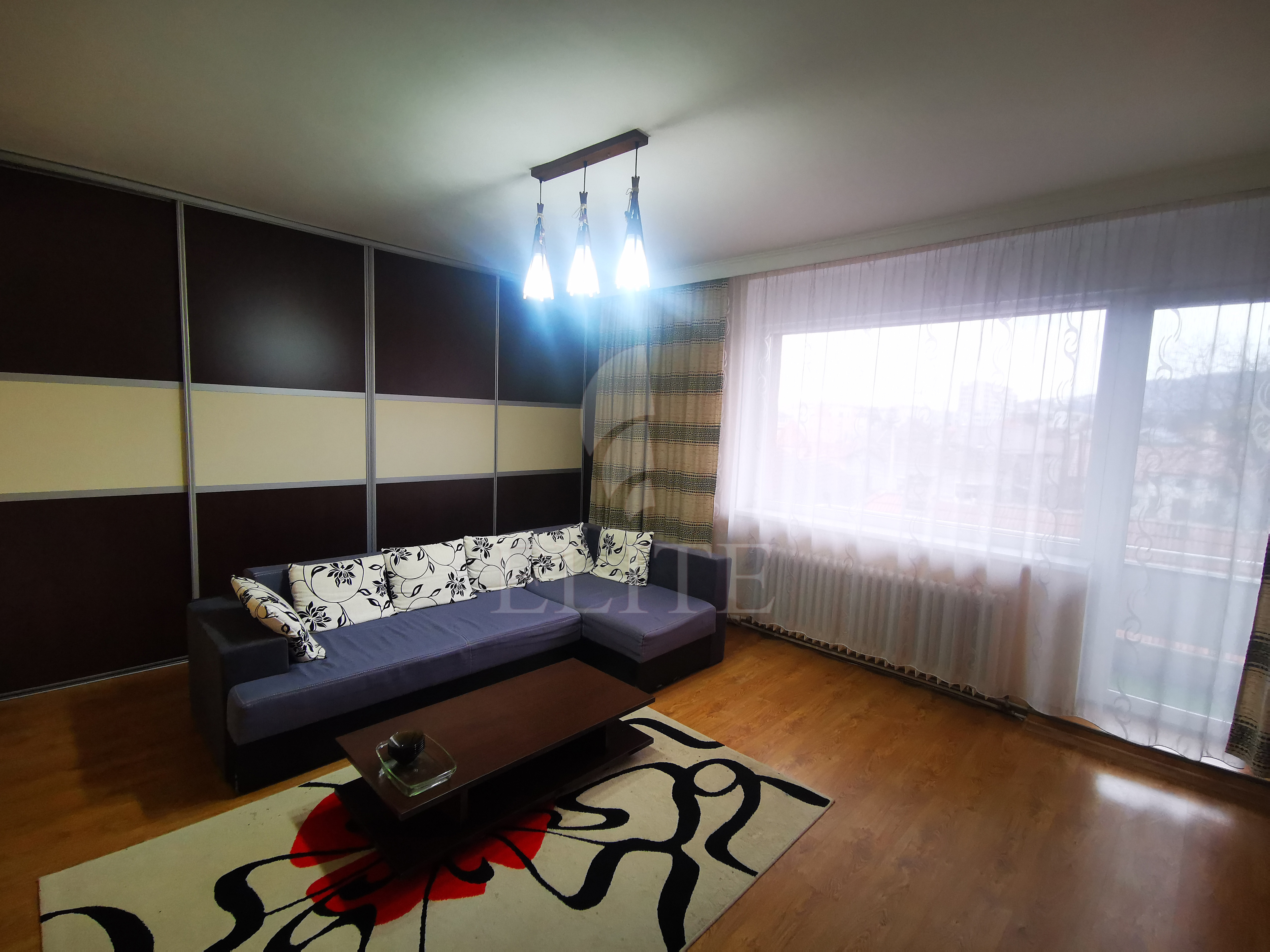 Apartament 3 camere în zona PIATA 14 IULIE-1014383