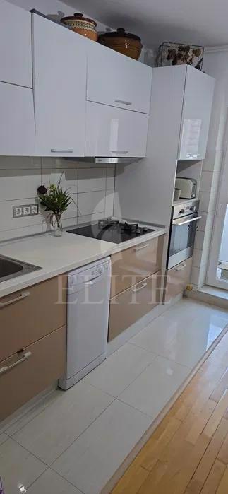 Apartament 3 camere în zona BIOMEDICA-1014413