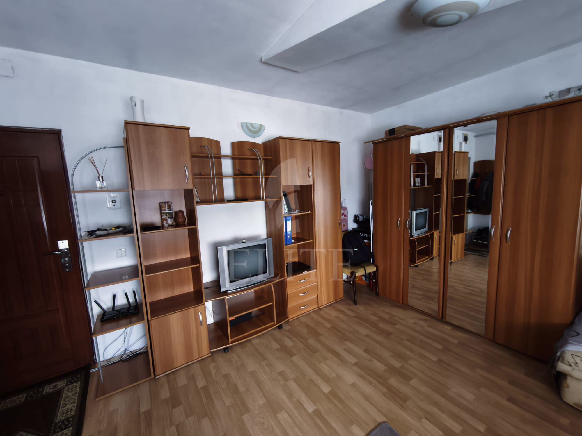 Apartament o camera în zona Oasului-1019381