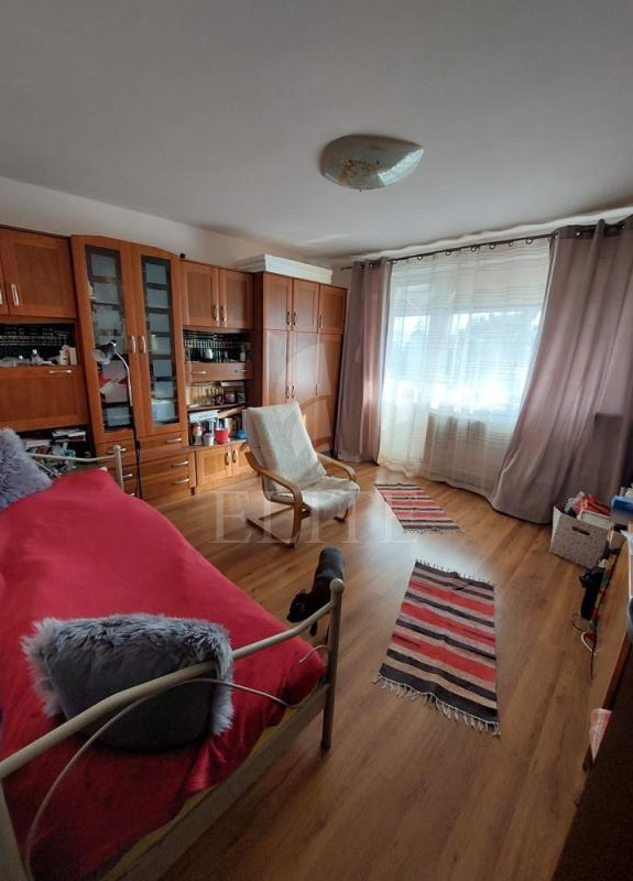 Apartament 3 camere în zona GHEORGHENI-1022474