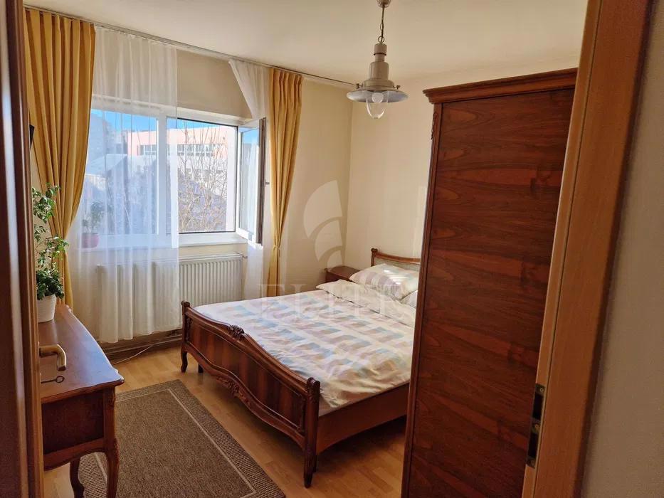 Apartament 3 camere în zona KAUFLAND-1023921