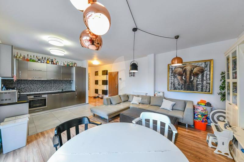 Apartament 3 camere în zona BUNA ZIUA-1041306