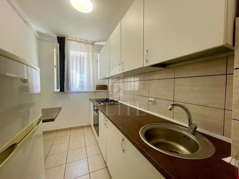 Apartament 2 camere în zona HOREA-1043456
