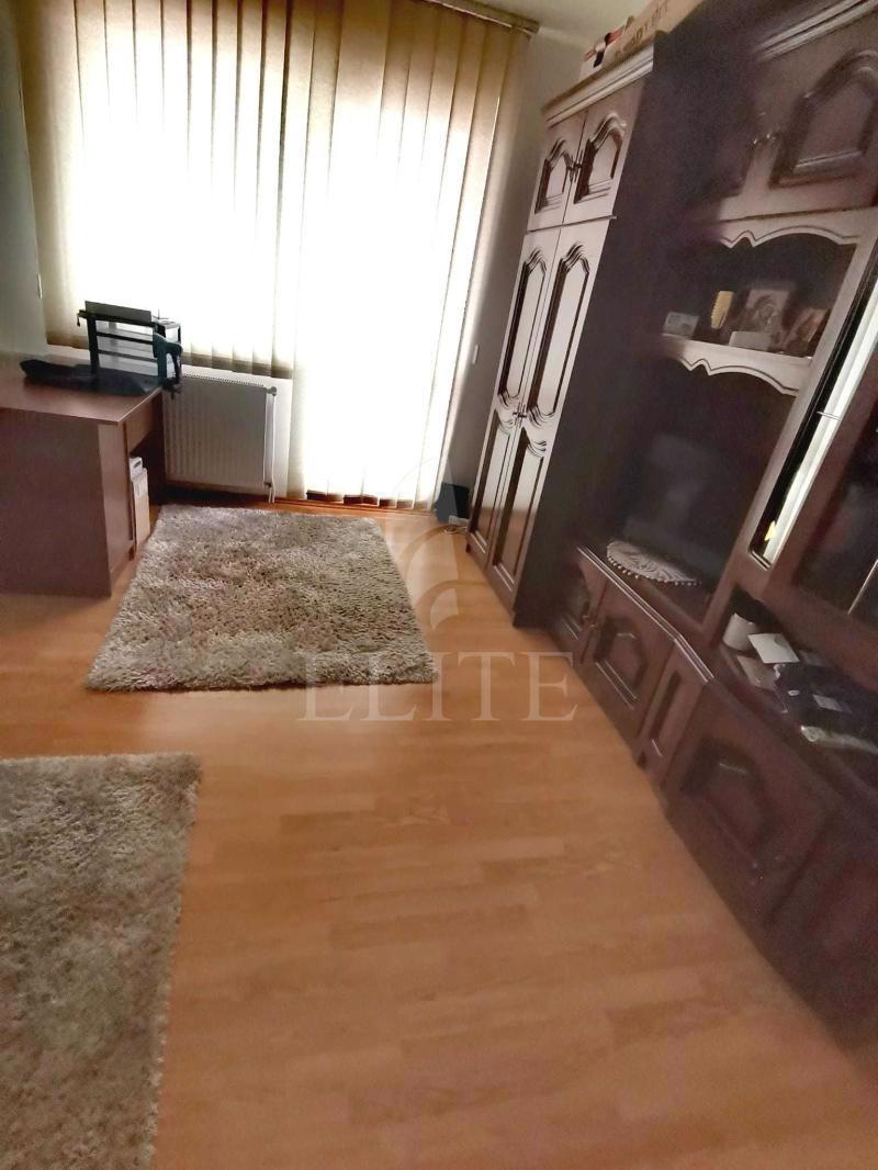 Apartament o camera în zona SPITALUL DE RECUPERARE-1044708