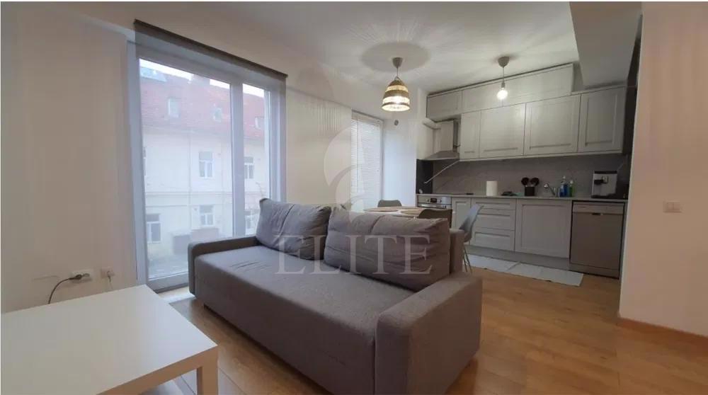 Apartament 3 camere în zona LIBRARIA UNIVERSITATII-1045761