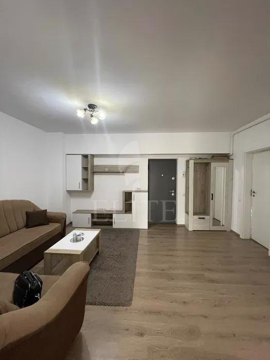 Apartament 3 camere în zona KAUFLAND-1047355