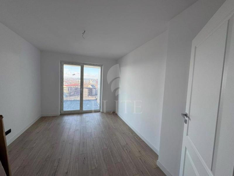 Apartament 3 camere în zona FABRICII-1048298