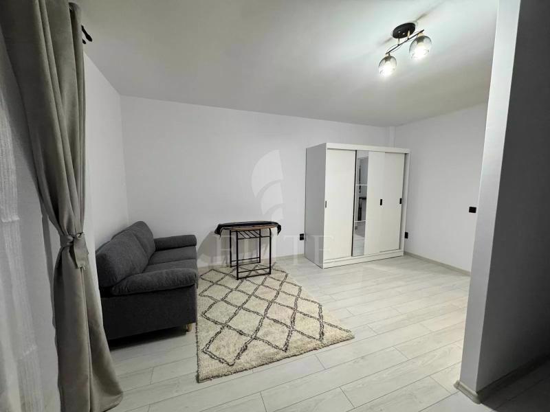 Apartament o camera în zona  Iulius Mall-1049644