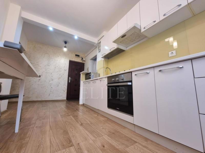 Apartament 3 camere în zona AUREL VLAICU-1051392