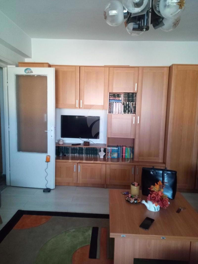 Apartament o camera în zona Gruia-1051677