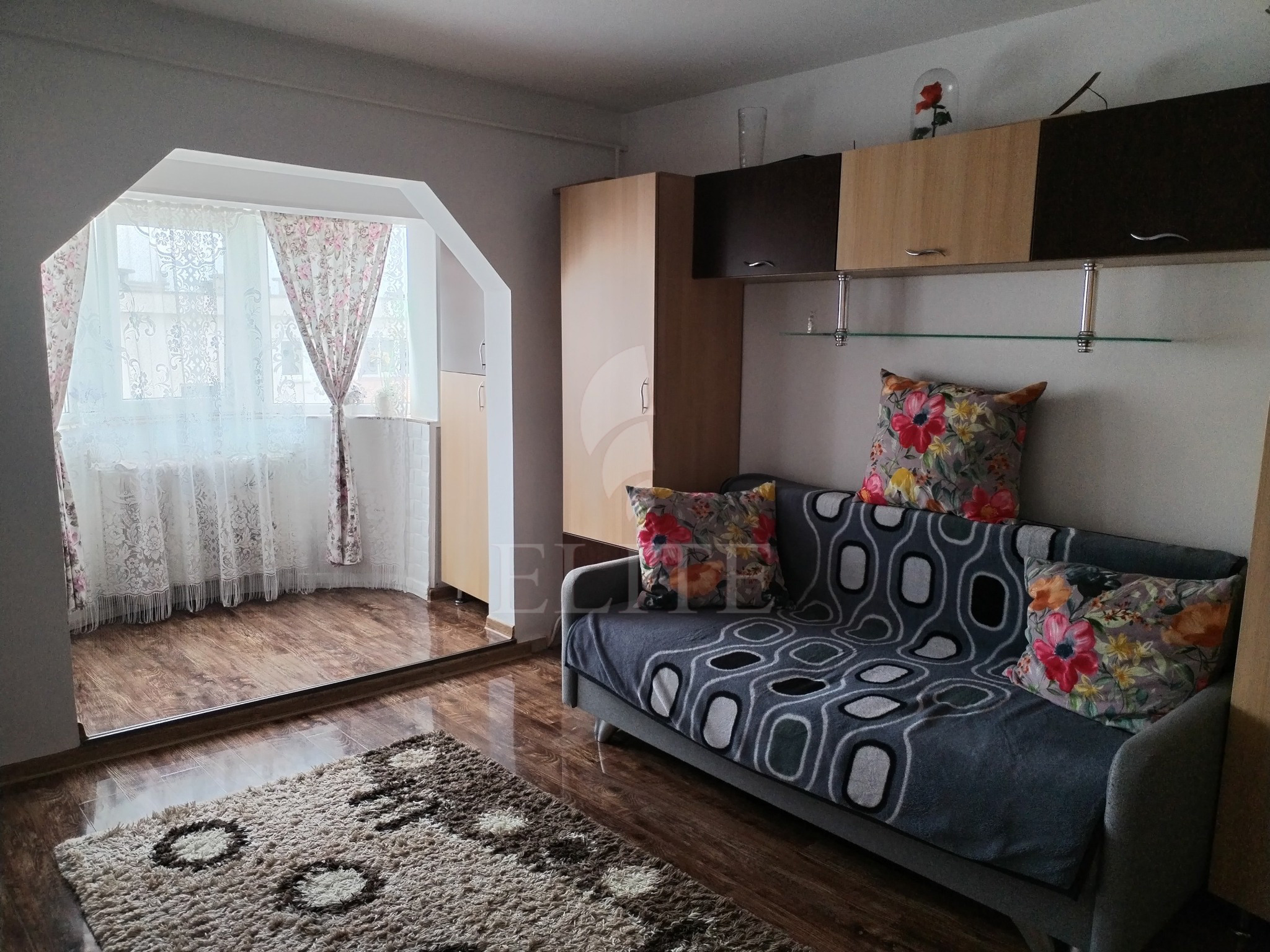 Garsoniera în zona ZORILOR-1052038