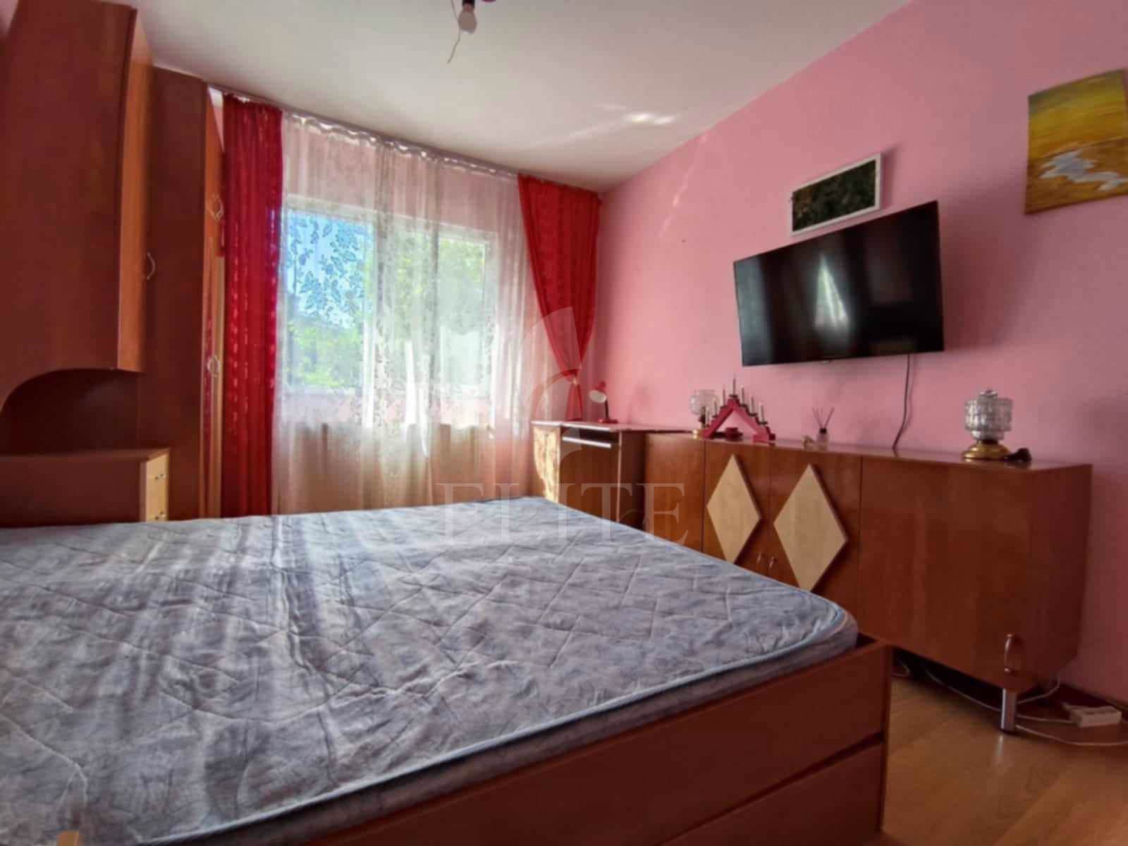 Apartament 3 camere în zona MEHEDINTI-1052640