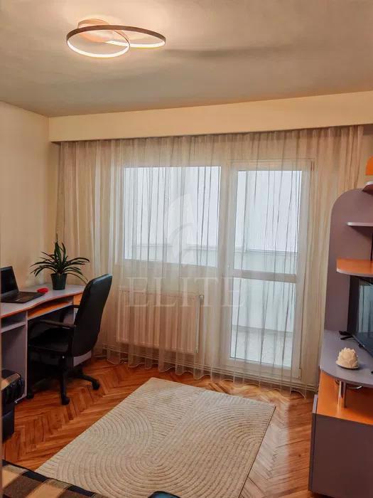 Apartament 2 camere în zona FABRICII-1082276