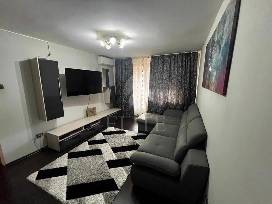 Apartament 3 camere în zona COLOANE-1087063