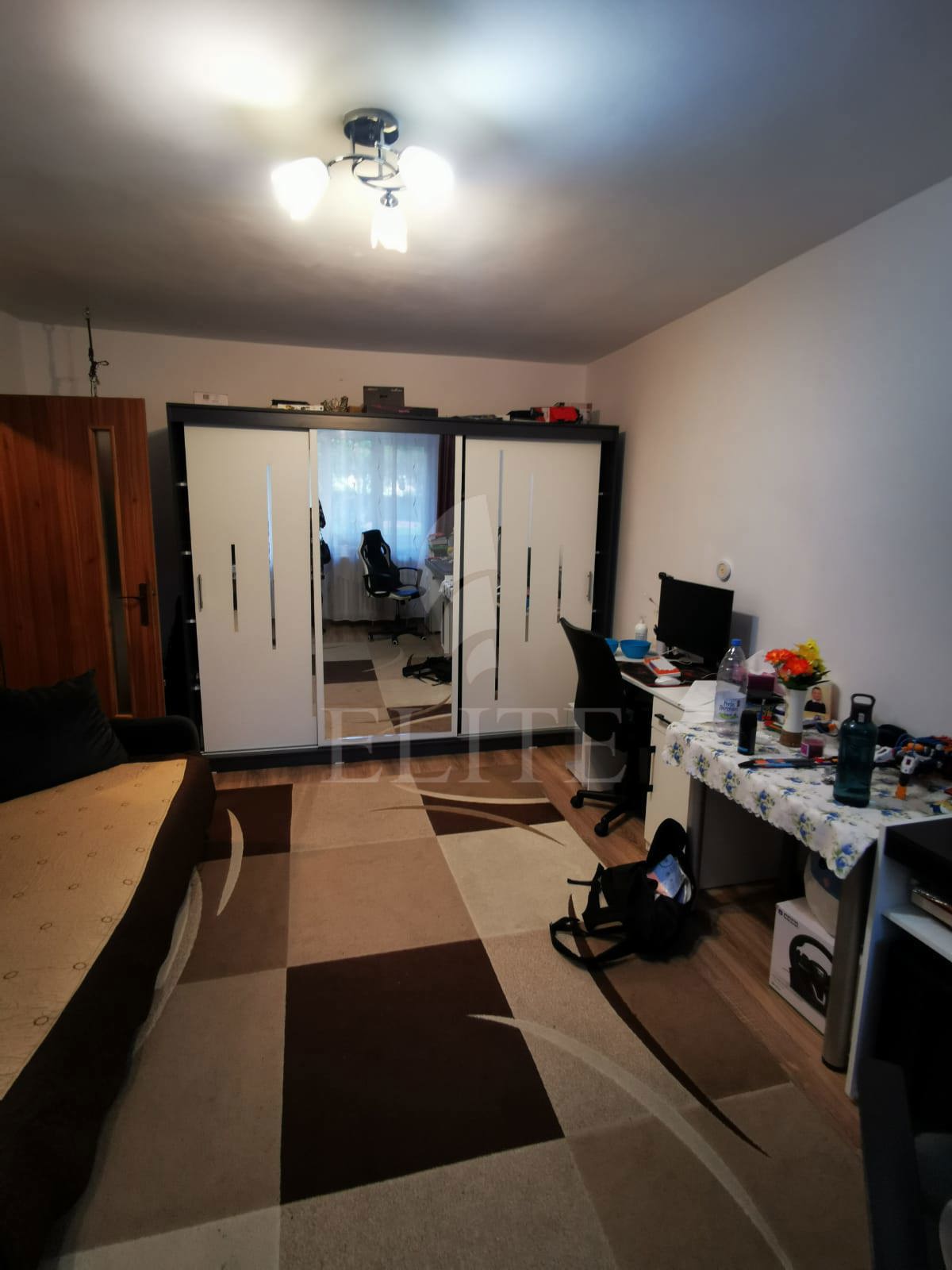 Apartament 2 camere în zona Olimpia-1157834