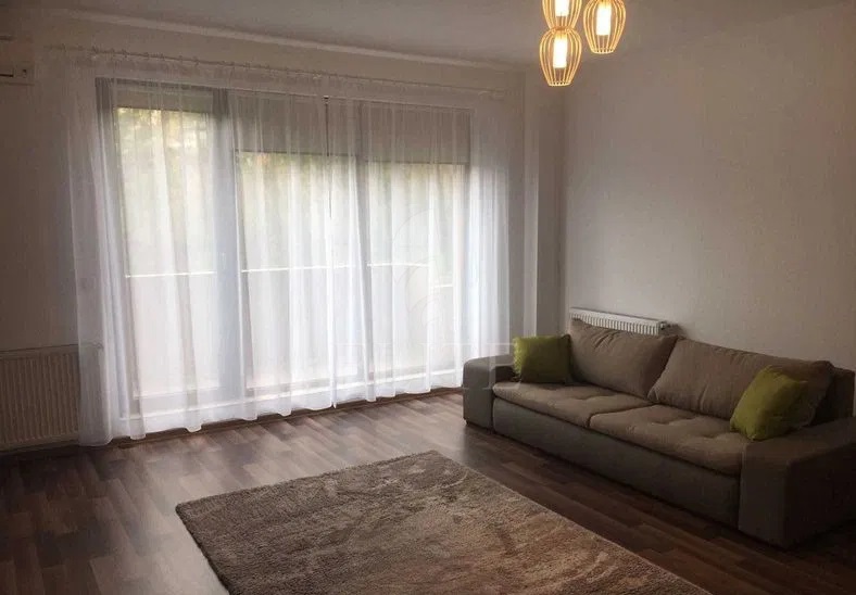 Apartament o camera în zona DAMBU ROTUND-1159299
