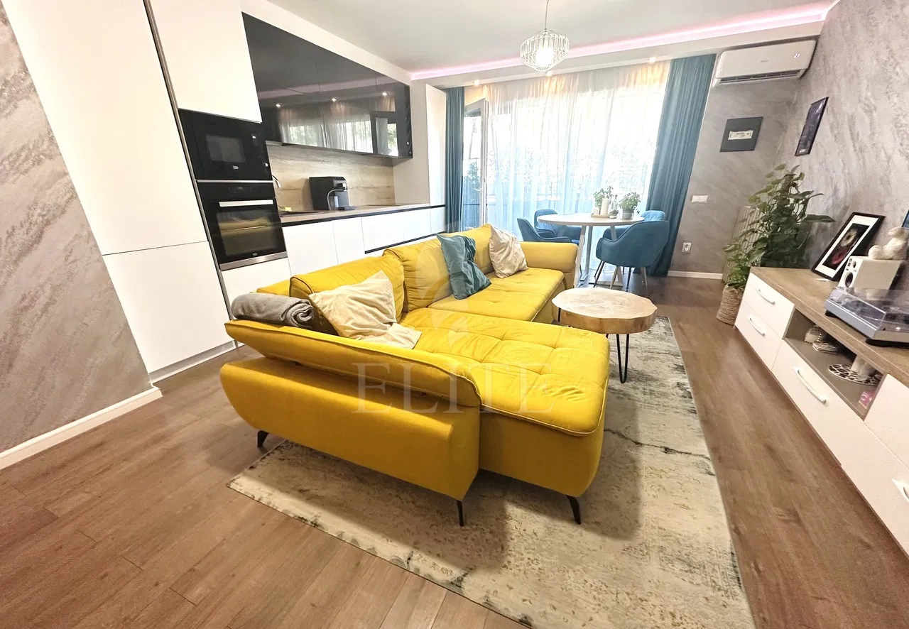 Apartament 3 camere în zona BAZA SPORTIVA-1159740