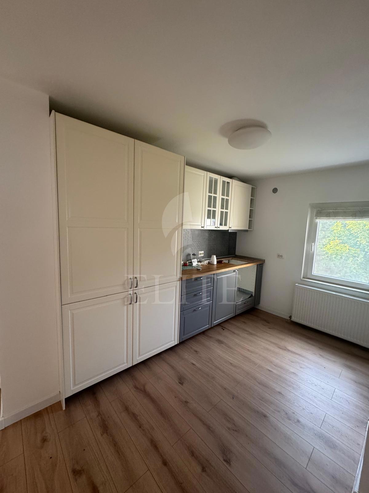 Apartament 3 camere în zona Nicolae Titulescu-1161554