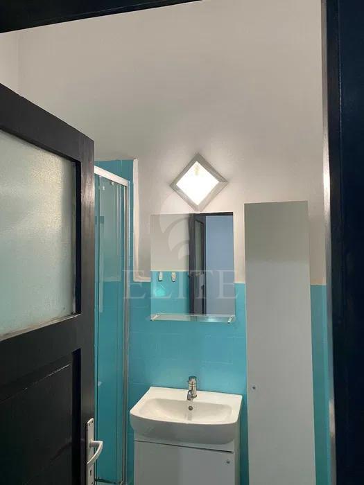 Apartament o camera în zona STRAZII TRAIAN MOSOIU-1167506