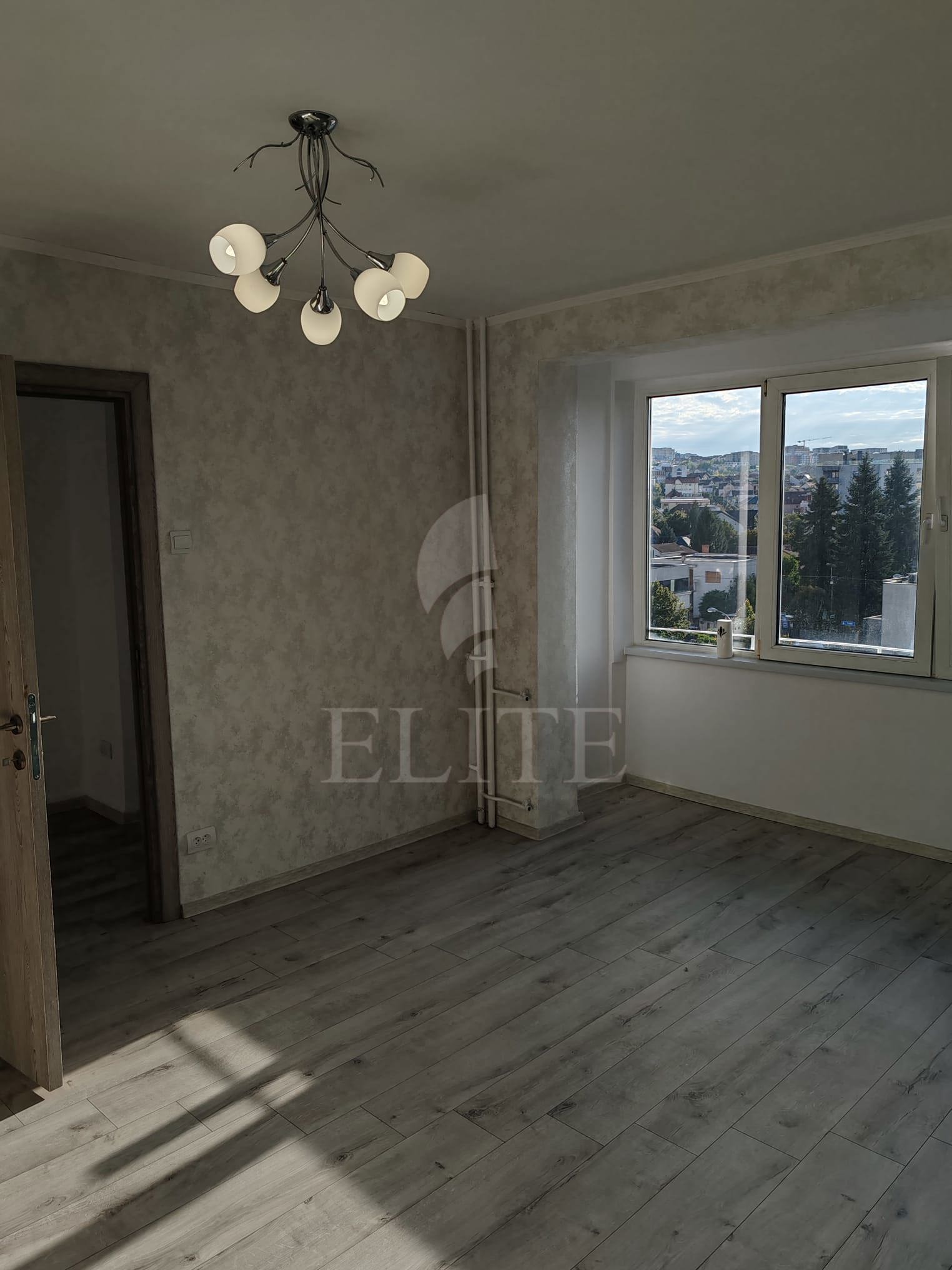 Apartament 2 camere în zona HERMES-1170447