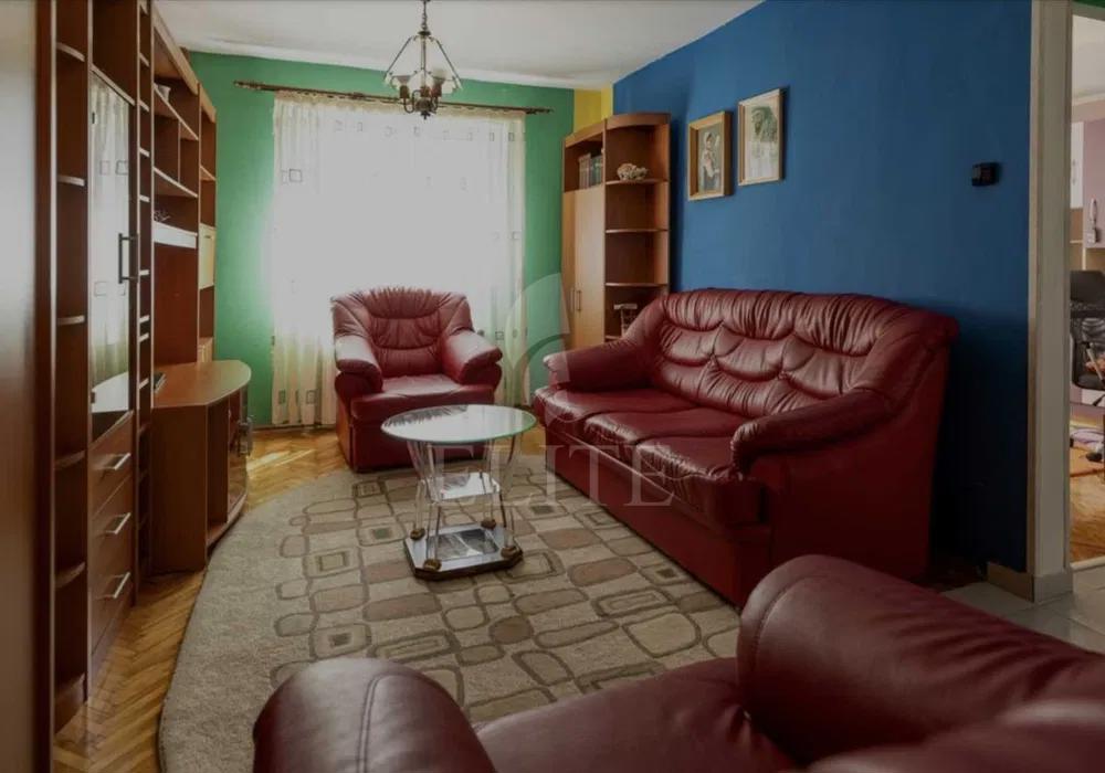 Apartament 3 camere în zona CRINULUI-1170456