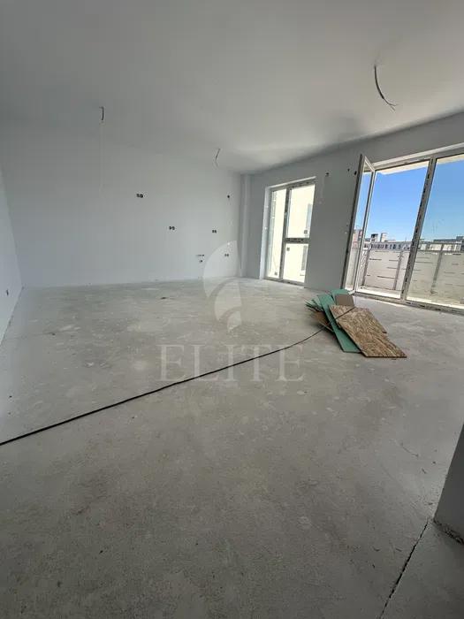 Apartament 3 camere în zona STRAZII CAMPINA-1170650