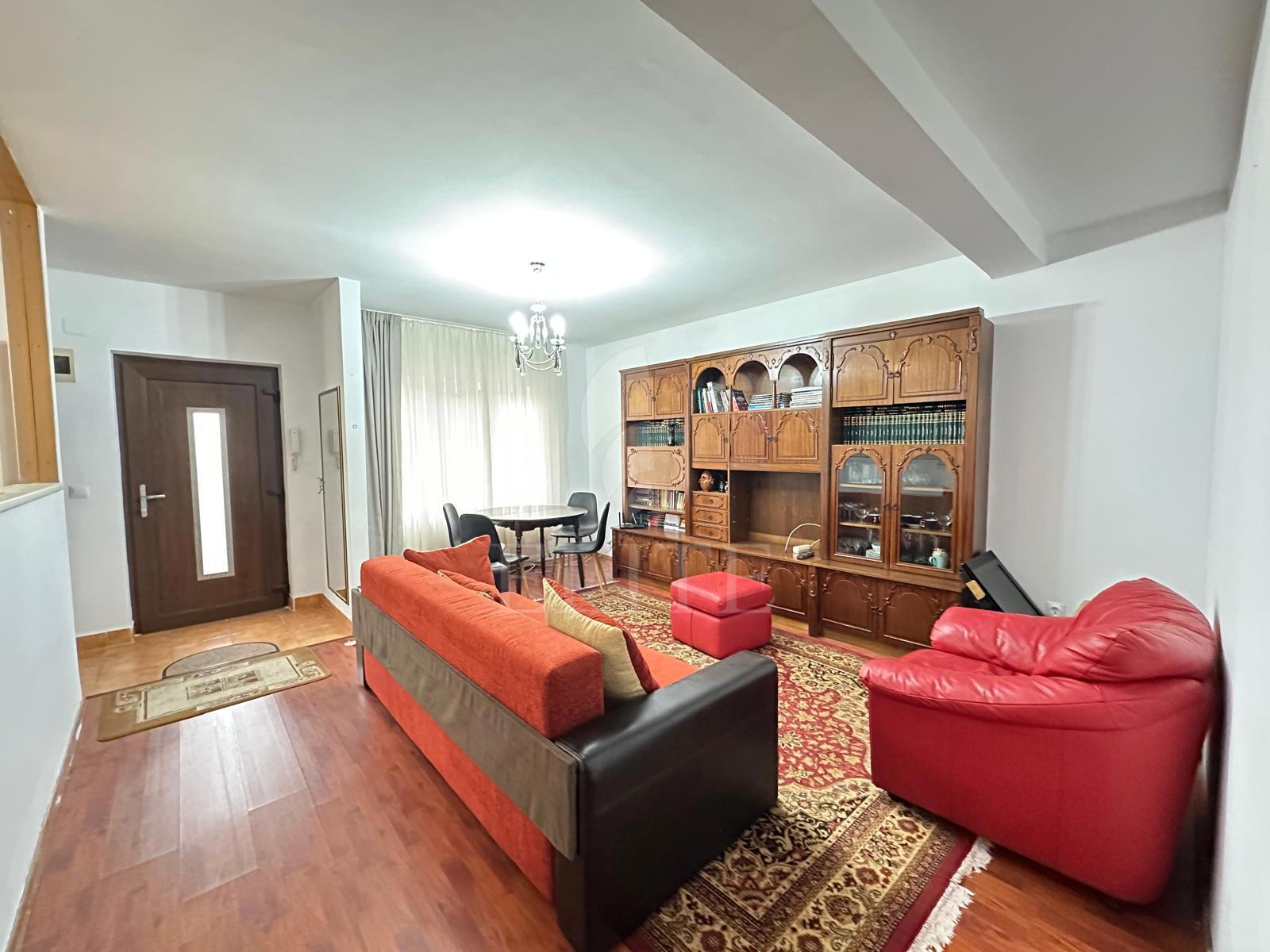 Apartament 3 camere în zona STRAZII CAMPULUI-1173343