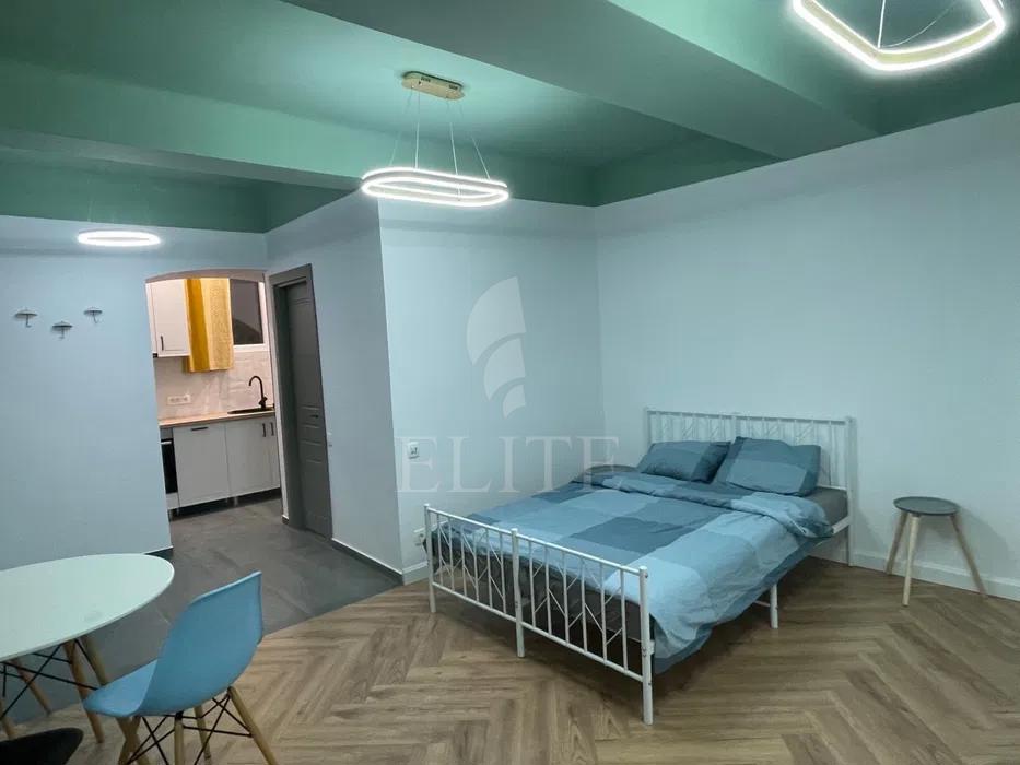 Apartament o camera în zona PIATA MIHAI VITEAZUL-1173975