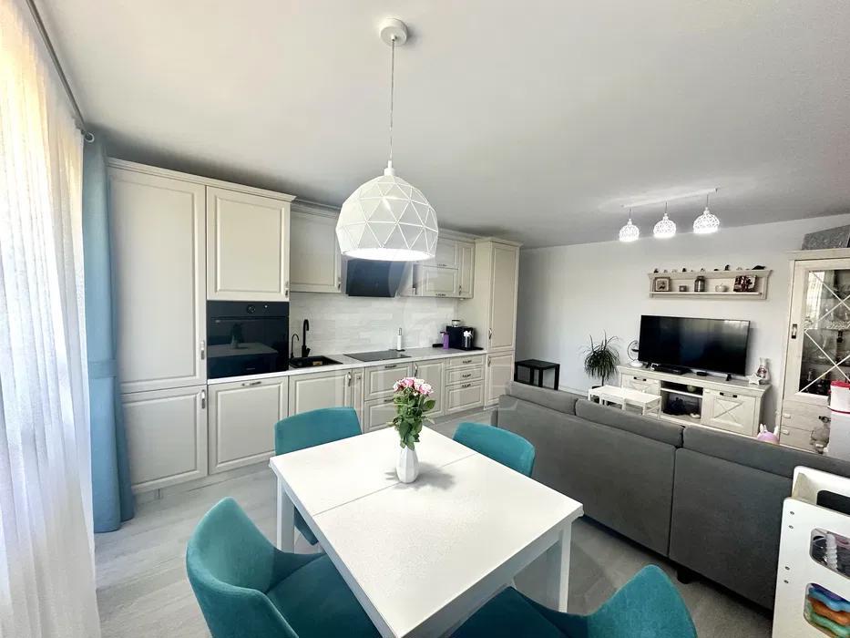 Apartament 3 camere în zona POD IRA-1174534