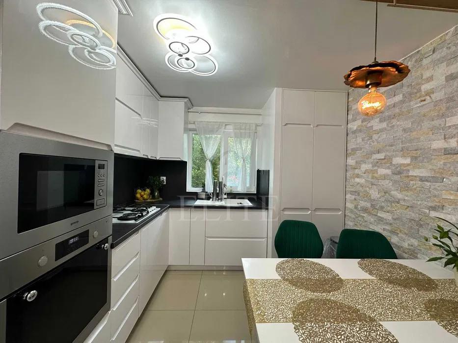 Apartament 3 camere în zona NEGOIU-1175590