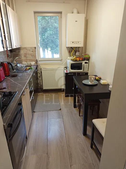 Apartament 3 camere în zona STRAZII PARANG-1177393