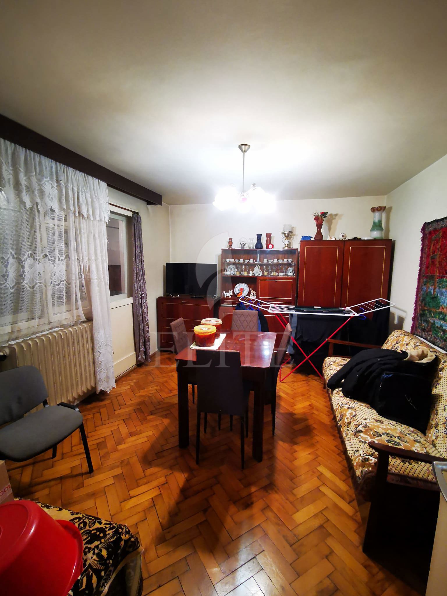 Apartament 3 camere în zona STRAZII GRIGORE ALEXANDRESCU-1181714