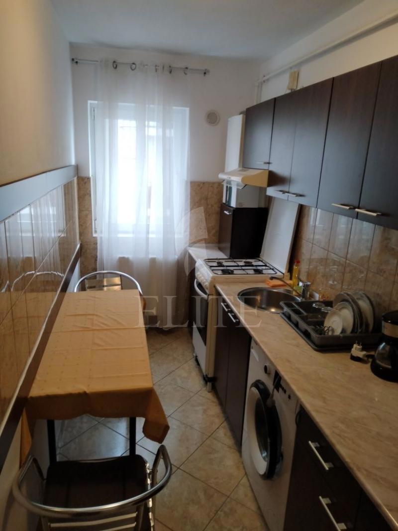Apartament o camera în zona STRAZII PLEVNEI-1183259