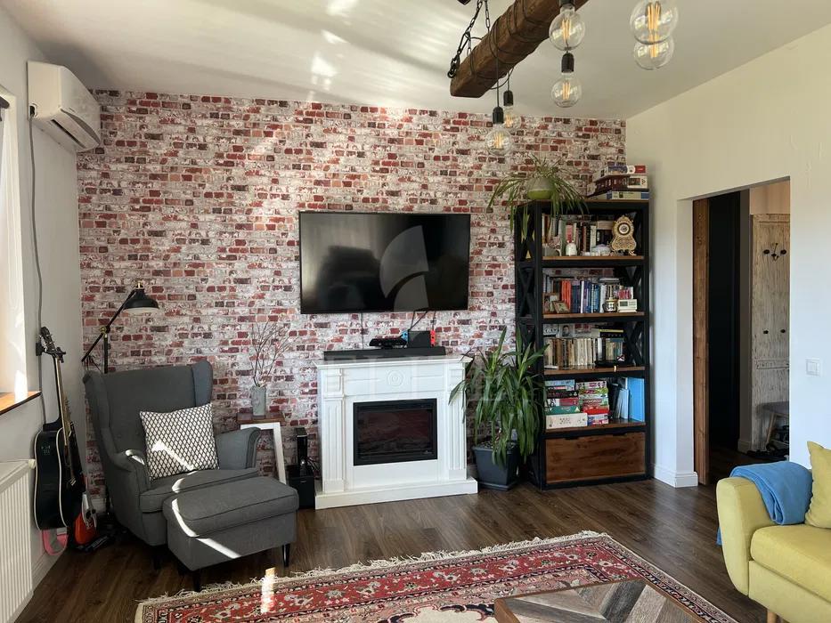 Apartament 3 camere în zona CAMPULUI-1184593