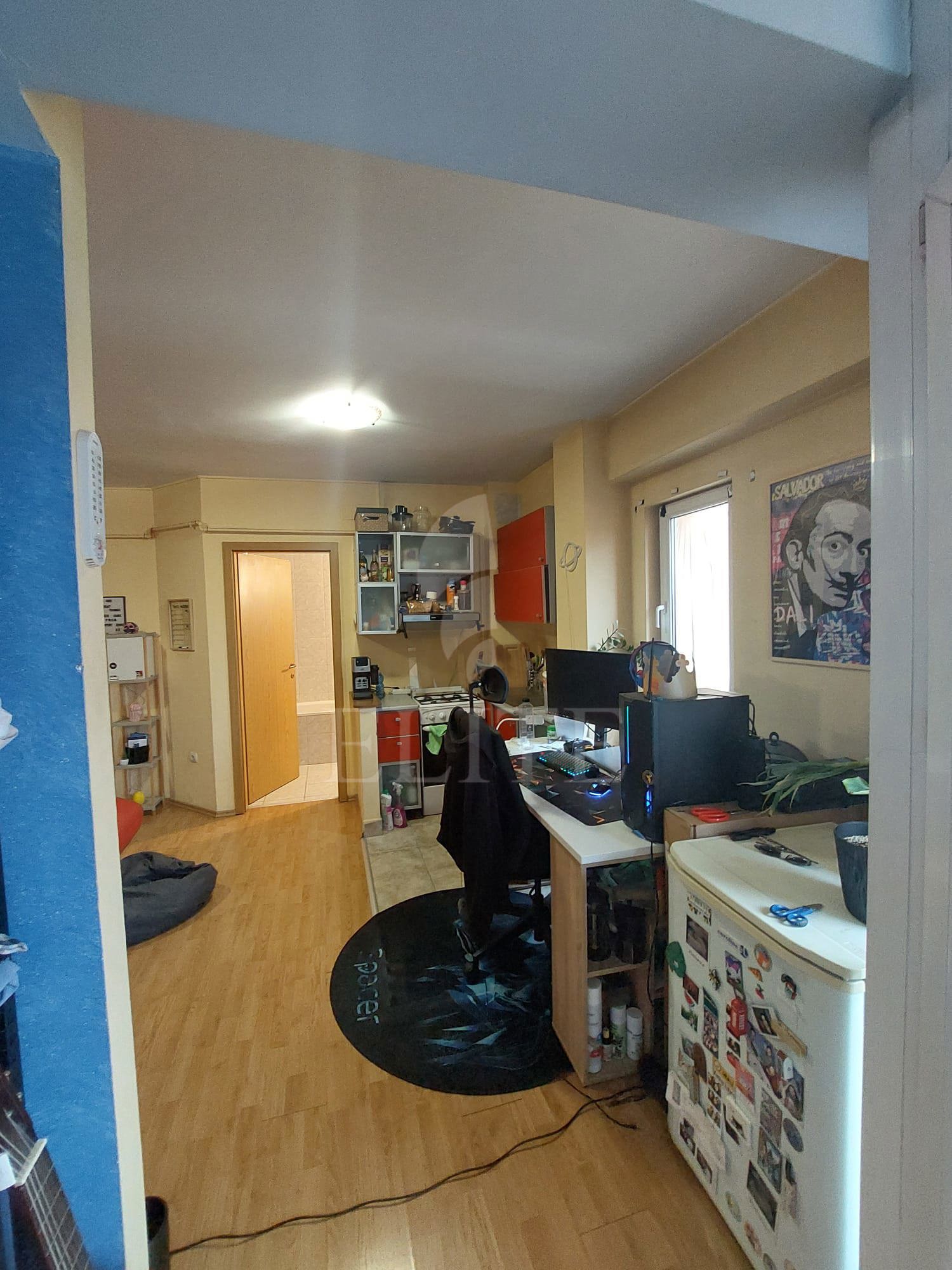 Apartament 2 camere în zona BLOCUL SPRAY-1186872