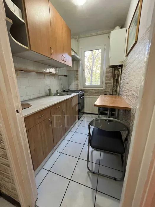 Apartament 2 camere în zona STRAZII PARANG-1187238