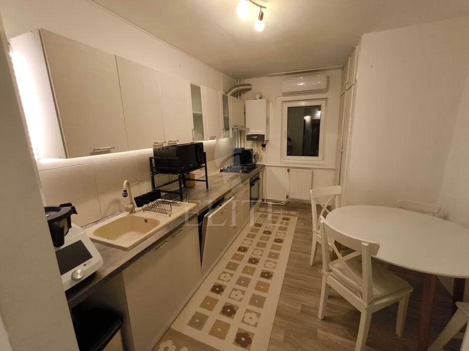 Apartament 3 camere în zona STRAZII PASTEUR-1187515