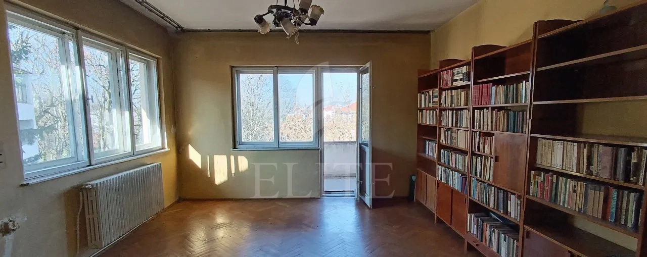 Apartament 4 camere în zona CLINICILOR-1189755