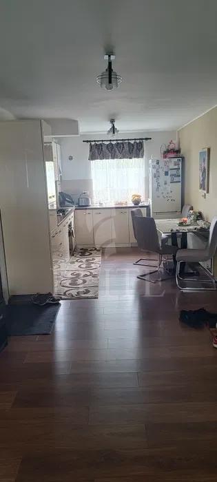 Apartament 4 camere în zona NORA-1190605