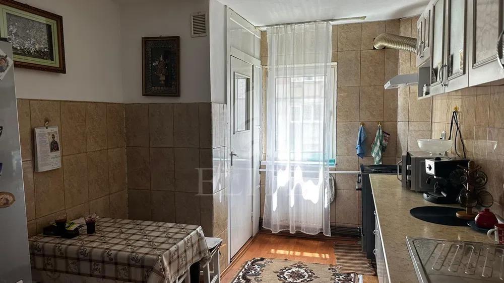 Apartament 4 camere în zona Expotransilvania-1190640