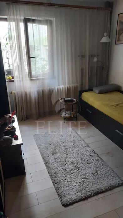 Apartament 3 camere în zona HERMES-1190703