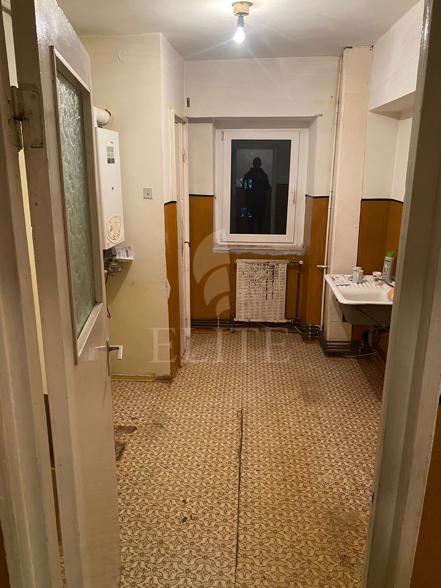 Apartament 3 camere în zona PIATA ZORILOR-1193392